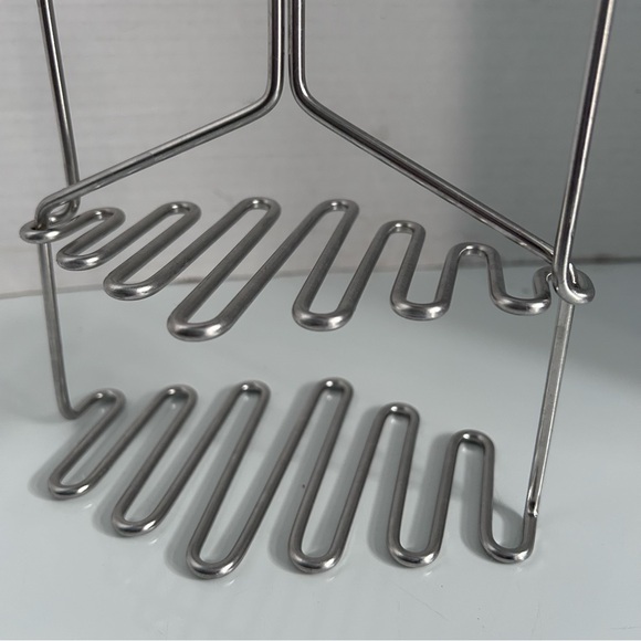 Double S-wire Stainless steel potato masher 13” tall 6” wide - Picture 6 of 8